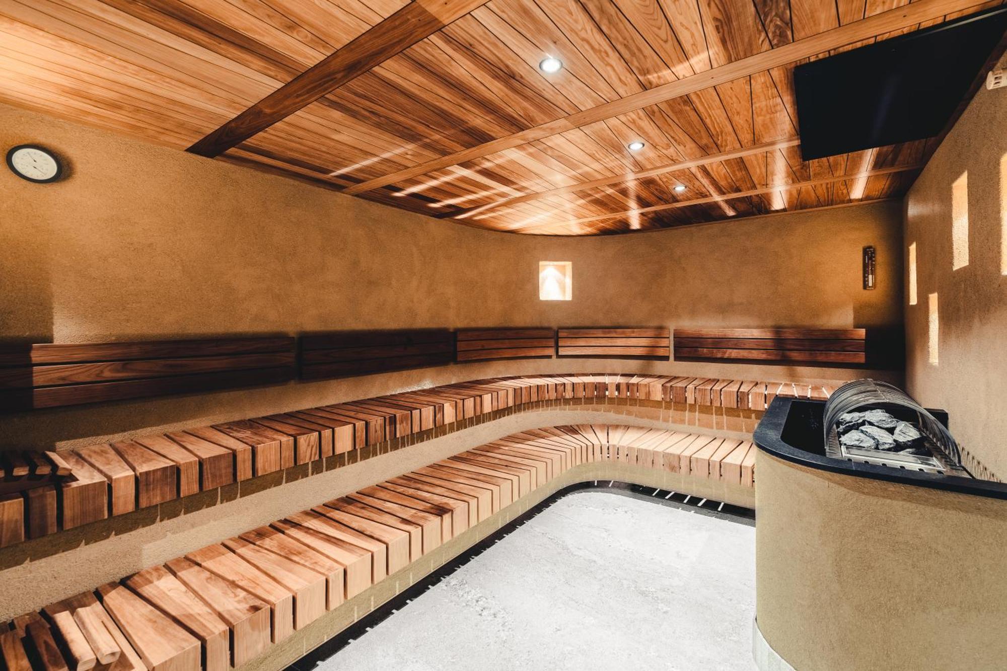 Traumhotel Alpina Superior --Yoga Und Ayurvedahotel (Adults Only) 盖洛斯 外观 照片